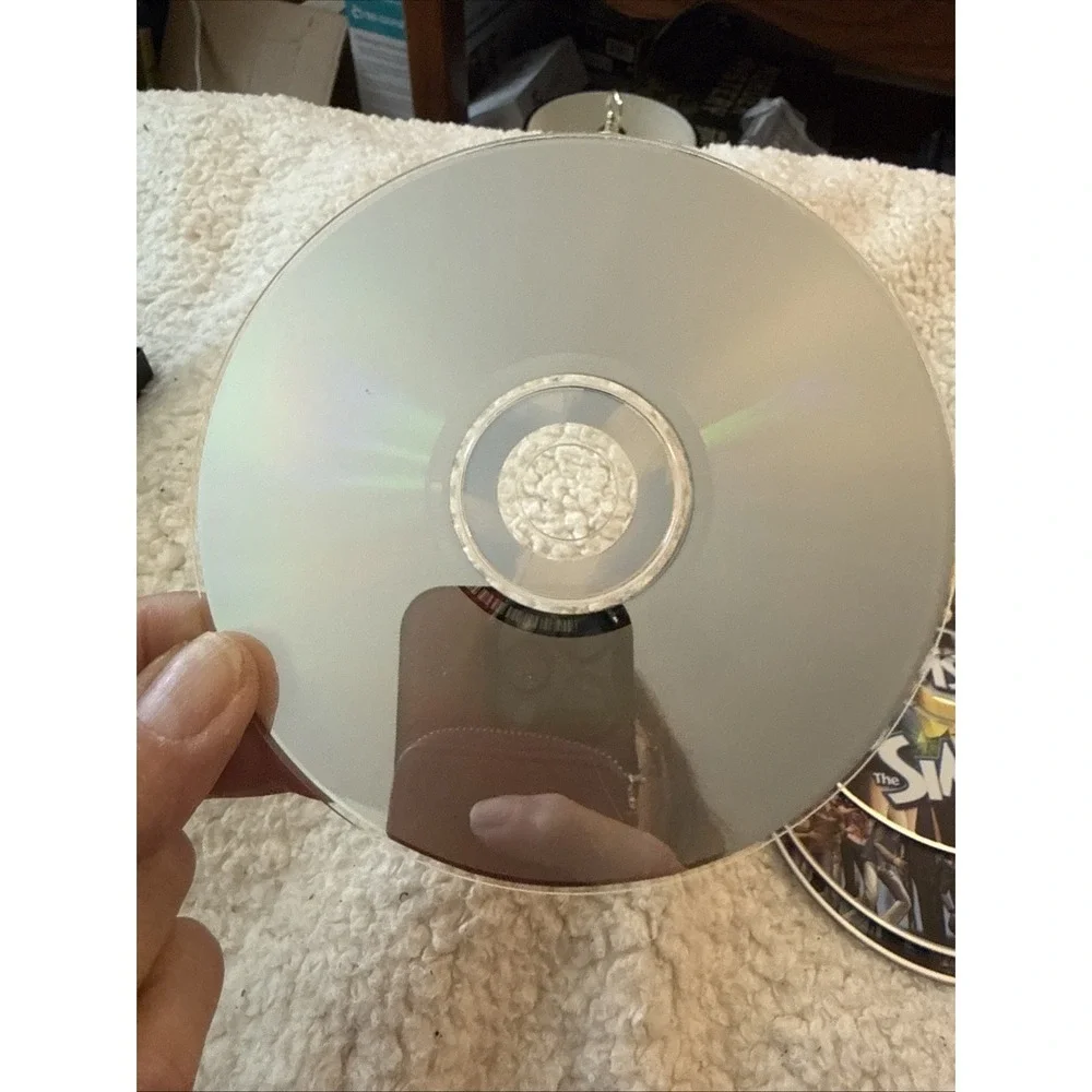 The Sims 2 (PC, 2004 - 5 Discs) Complete No Manual Pre Owned Case Needs Work